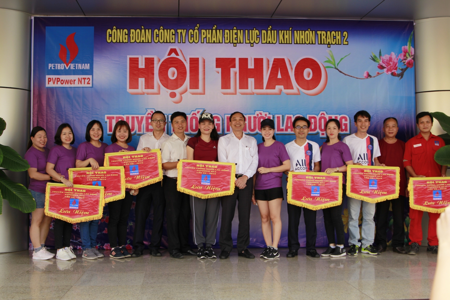 nt2 to chuc hoi thao truyen thong nguoi lao dong nam 2019