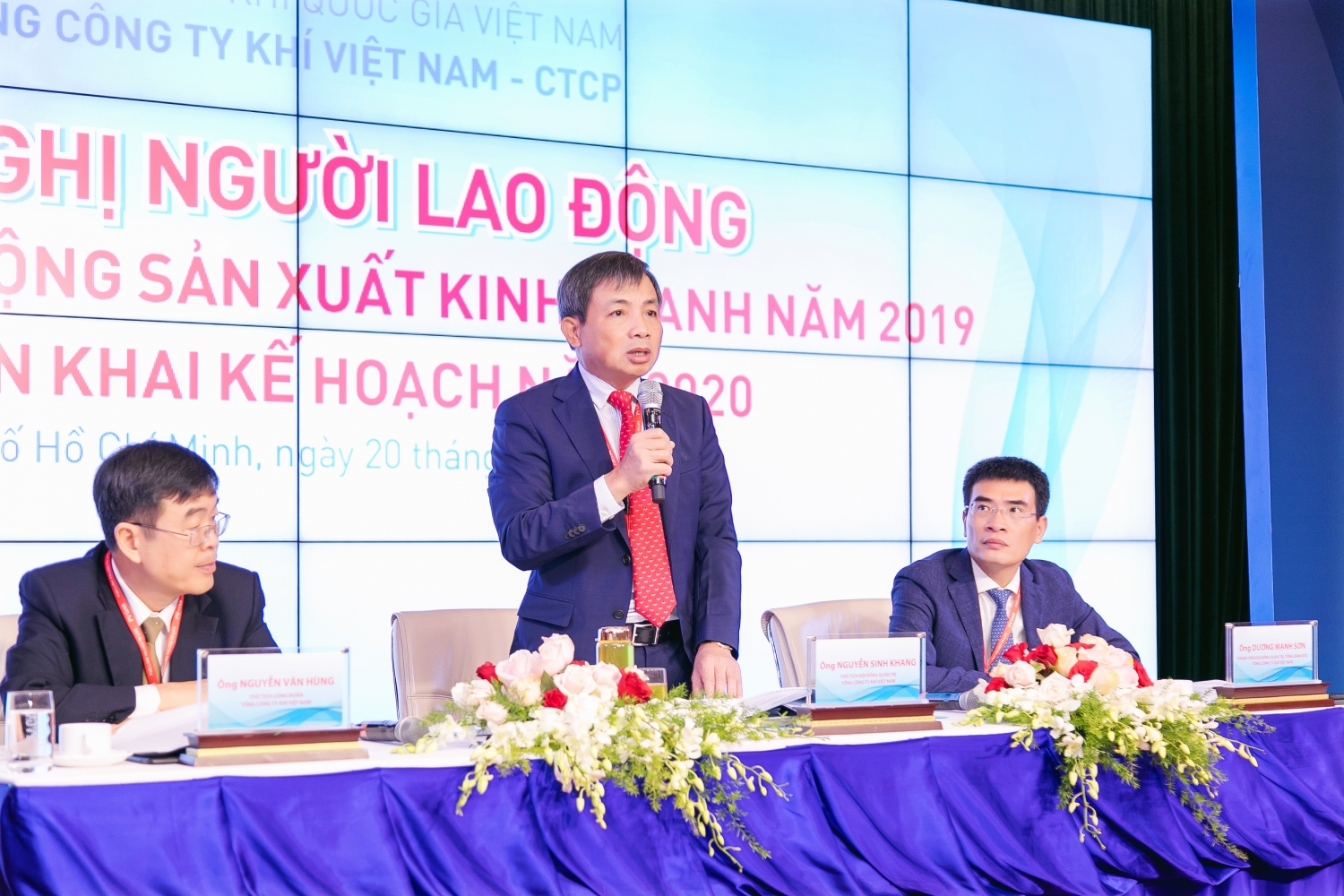 chu tich hdqt pv gas nguyen sinh khang giu vung vai tro chu dao trong nganh cong nghiep khi