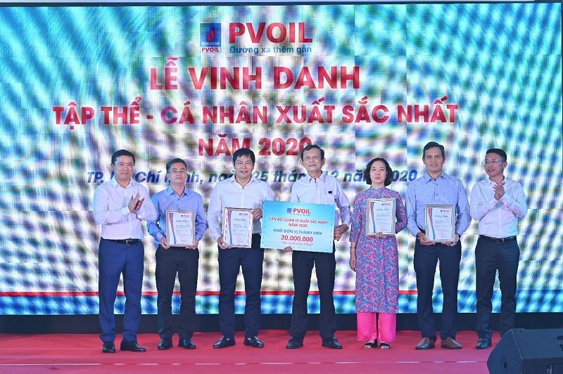 Tập thể xuất sắc nhất năm 2020: