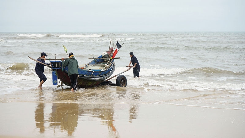 Quảng Trị: Ngư dân “mở biển” đầu năm