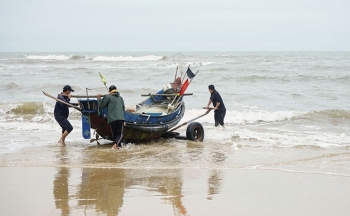Quảng Trị: Ngư dân “mở biển” đầu năm