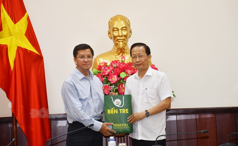 Bến Tre: Tiếp và làm việc với Đại sứ Việt Nam tại Cộng hoà Ấn Độ