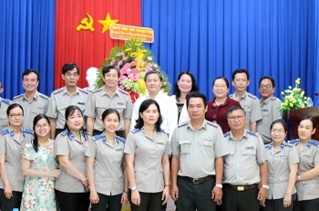 Bến Tre: Bí thư Tỉnh ủy Lê Đức Thọ chúc mừng kỷ niệm 76 năm Ngày truyền thống ngành Thi hành án dân sự