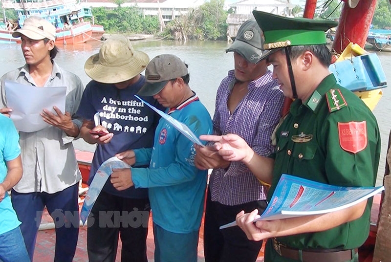 Bến Tre: Tăng cường phổ biến, giáo dục pháp luật cho cán bộ, nhân dân vùng biên giới, hải đảo