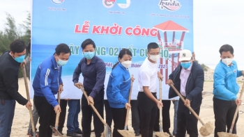 Quảng Trị: Đoàn viên, thanh niên làm đẹp biển cùng Huda