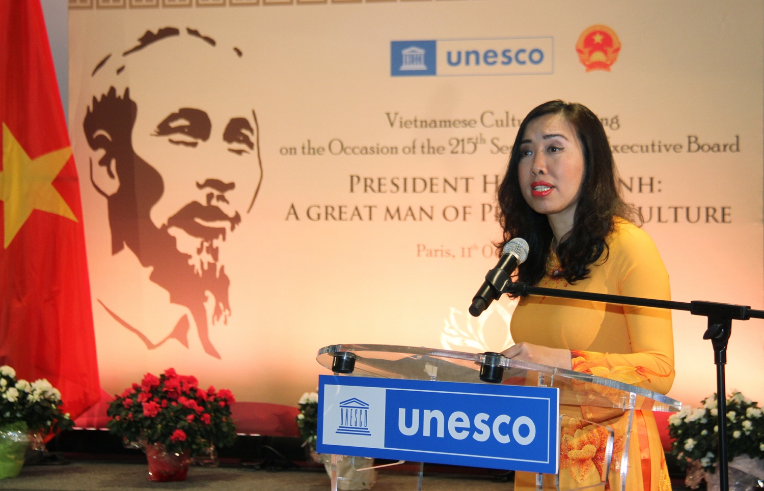 Lễ kỷ niệm 35 năm tổ chức UNESCO thông qua Nghị quyết tôn vinh Chủ tịch Hồ Chí Minh