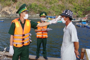 Nghĩa tình quân dân trên đảo Hòn Chuối