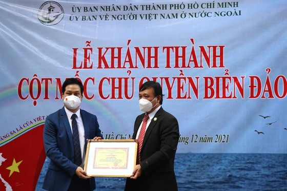 Khánh thành mô hình cột mốc chủ quyền biển đảo tại TPHCM ​