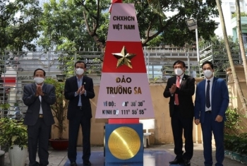 Khánh thành mô hình cột mốc chủ quyền biển đảo tại TPHCM ​