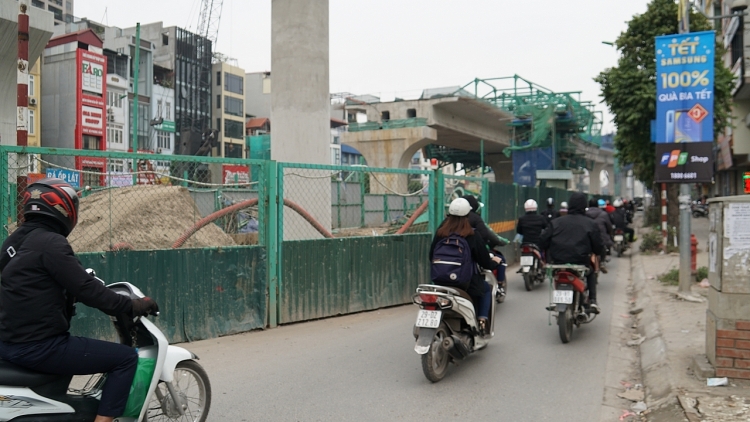 can canh cong truong duong vanh dai 2 tren cao nhung ngay gan tet