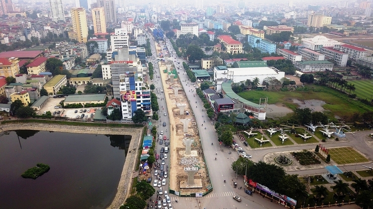 can canh cong truong duong vanh dai 2 tren cao nhung ngay gan tet