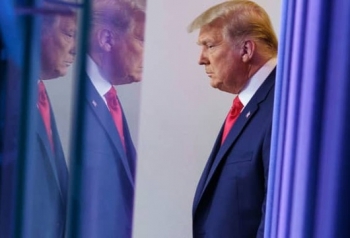 Ông Trump thuê luật sư "cứu" mình tại phiên tòa luận tội