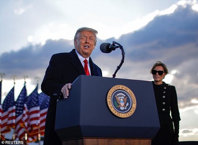 Khó kết tội ông Trump, đảng Dân chủ tính phương án B - 1