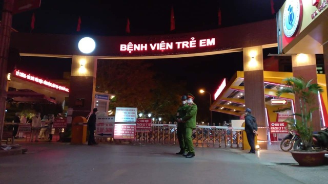 Phong tỏa, phun khử khuẩn Bệnh viện Trẻ em - 1