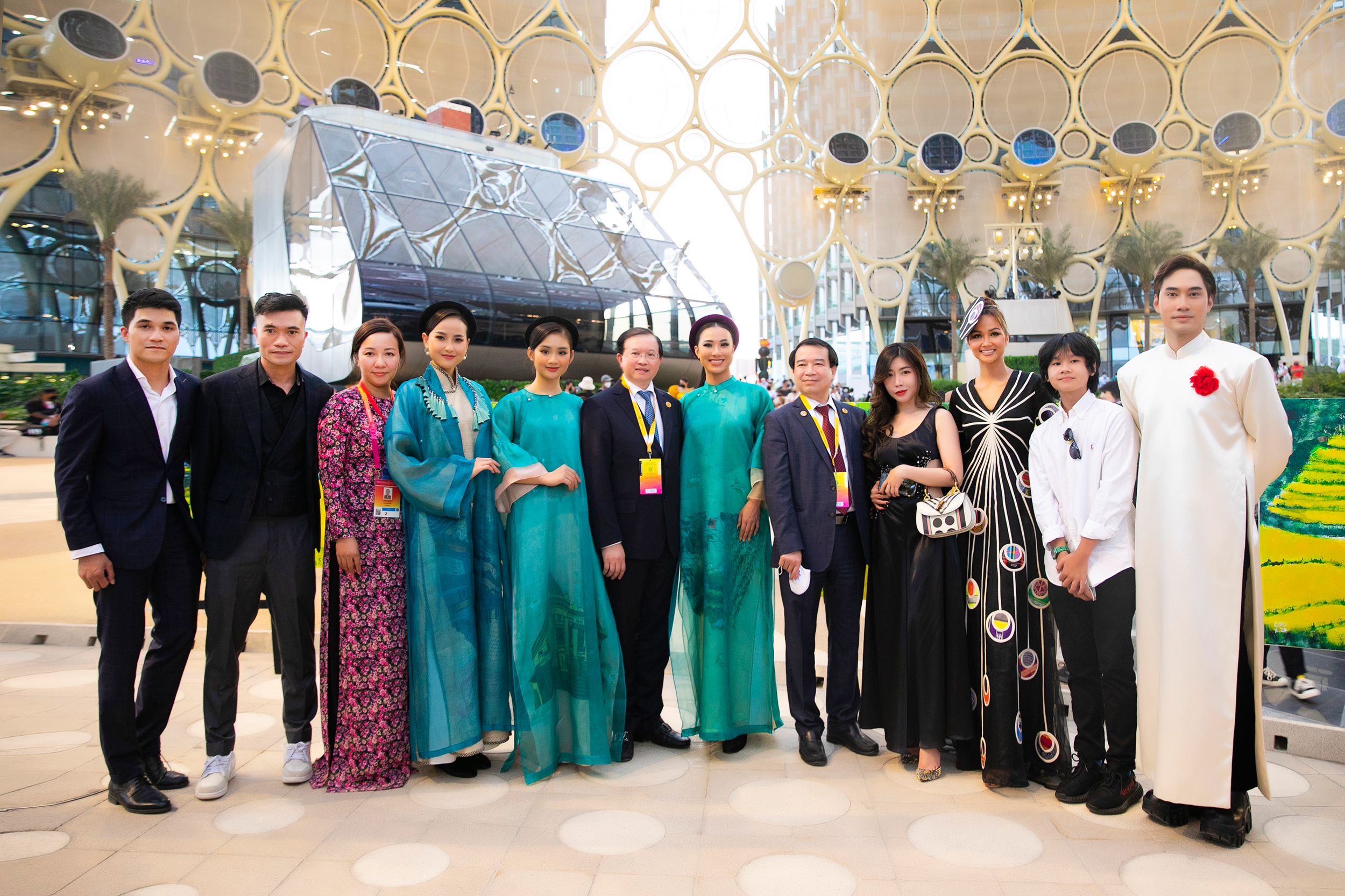 “Dòng chảy bất tận” tạo ấn tượng đẹp với bạn bè quốc tế “Dòng chảy bất tận” tạo ấn tượng đẹp với bạn bè quốc tế