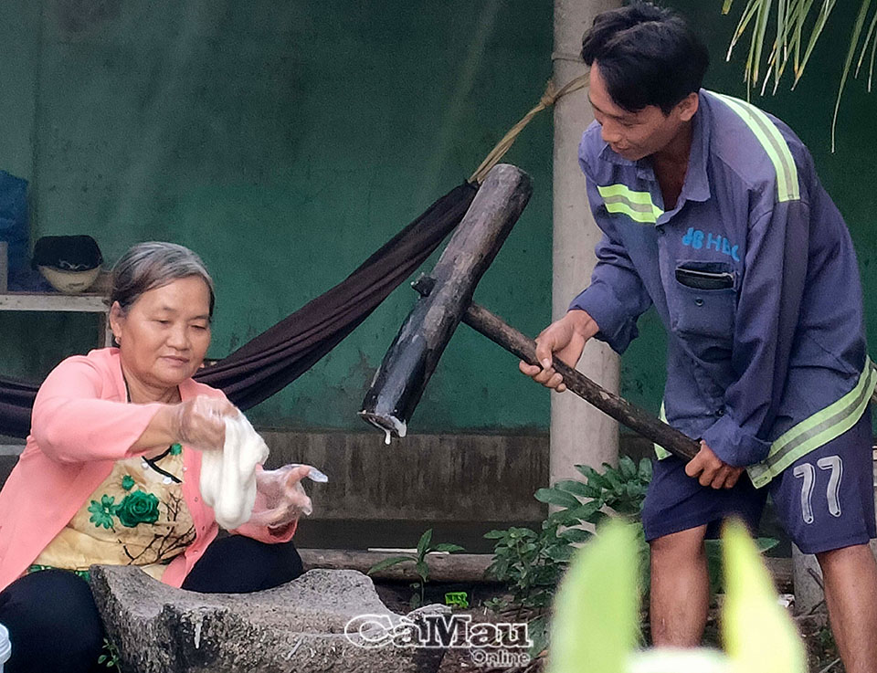 Bánh phồng nếp đón Tết