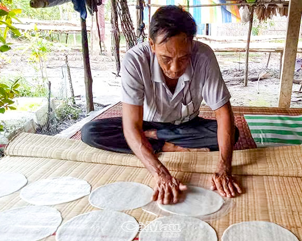 Bánh phồng nếp đón Tết