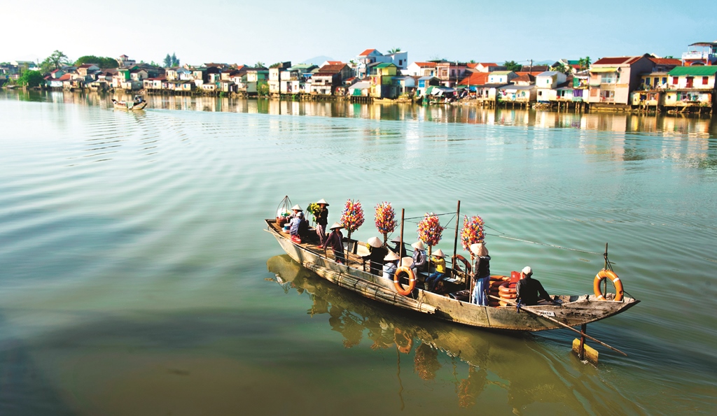 Hoa giấy Thanh Tiên vào vụ tết