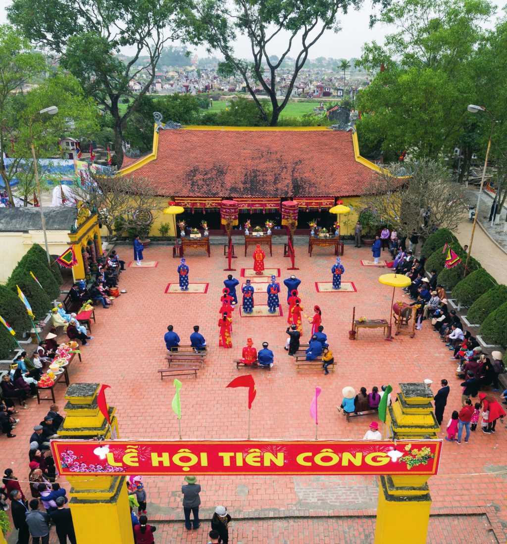 Quảng Yên (Quảng Ninh): Độc đáo lễ hội “rước người”