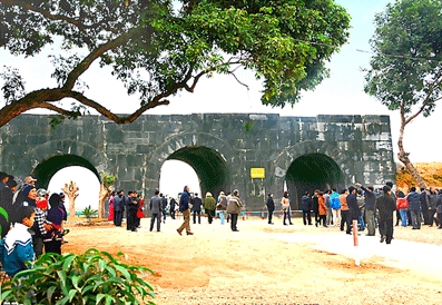 Miễn phí tham quan Thành nhà Hồ ba ngày Tết