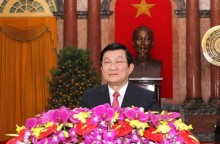 chum anh chu tich nuoc tham va chuc tet nguoi lao dong tren cac cong trinh bien cua vietsovpetro