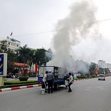 xe tai boc chay du doi tren cao toc tp ho chi minh trung luong