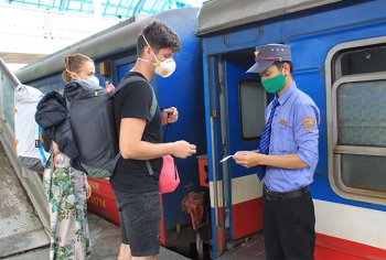 Đường sắt vắng khách