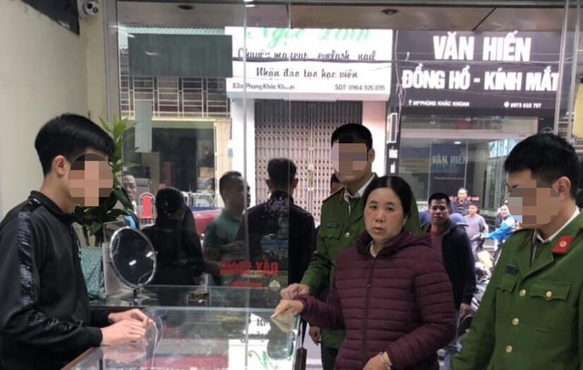 ha noi muon vang cho nguoi nha xem roi chiem doat tai san