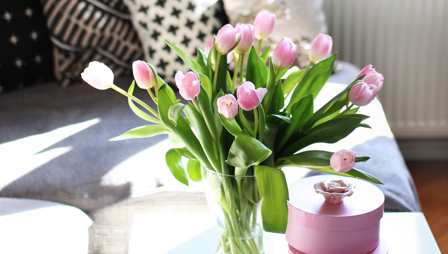 Tử vi ngày 9/2/2021: Kim Ngưu tràn đầy năng lượng, Bọ Cạp nên thư giãn Tử vi ngày 9/2/2021: Kim Ngưu tràn đầy năng lượng, Bọ Cạp nên thư giãn