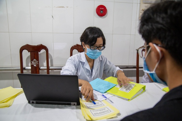 Chưa xảy ra tác dụng phụ nặng khi tiêm vắc xin Covid-19 sản xuất trong nước - 5