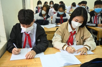 Thêm nhiều tỉnh, thành tạm hoãn cho học sinh đến trường do dịch bệnh
