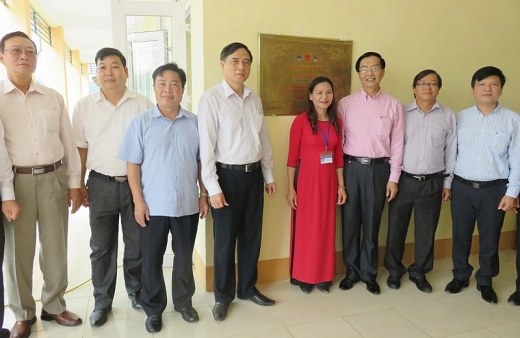 tap doan dau khi quoc gia viet nam khanh thanh truong hoc o bac kan