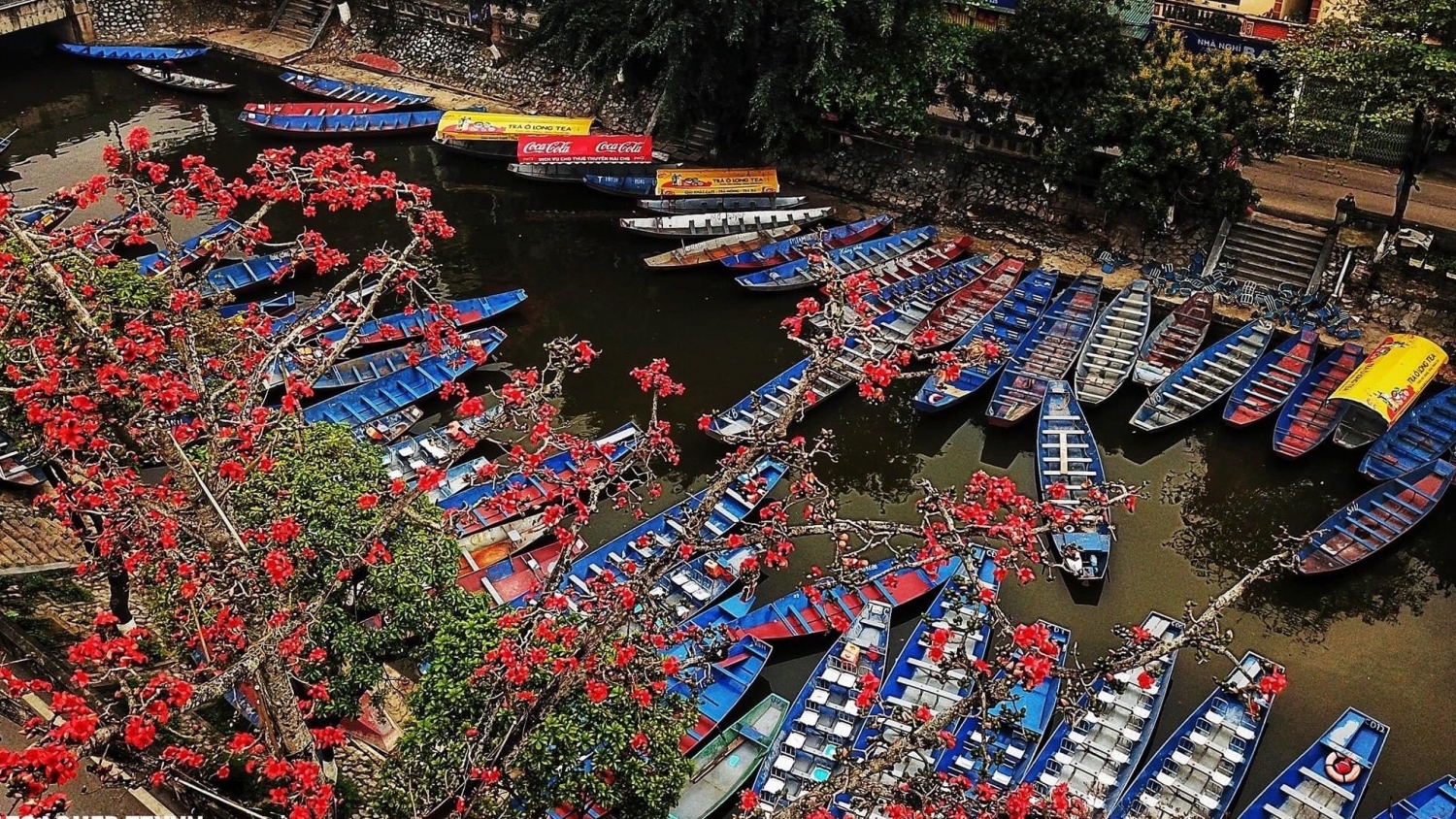 Tháng ba, vãn cảnh chùa Hương
