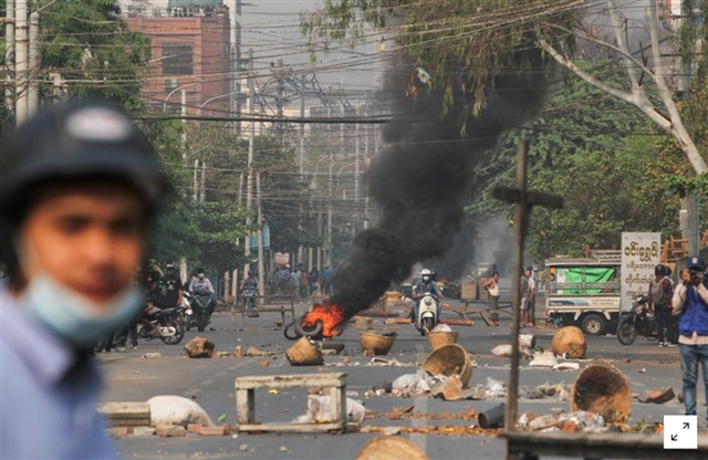 Quân đội 12 nước ra tuyên bố chung lên án bạo lực ở Myanmar - 1