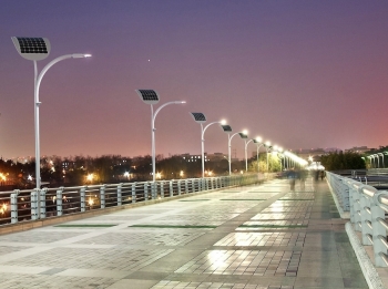 Lợi ích của đèn năng lượng mặt trời