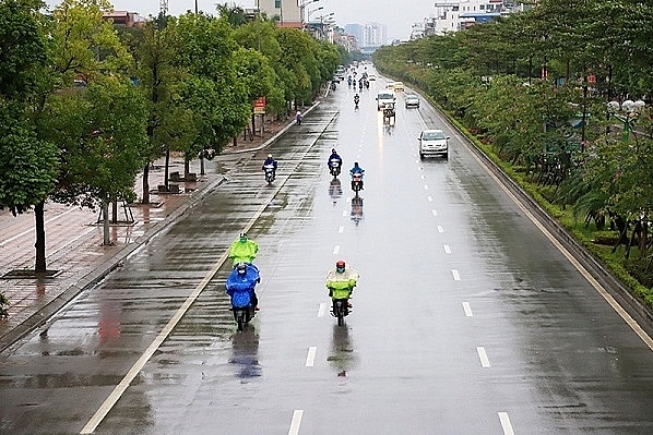 Nhiều nơi tiếp tục mưa lớn, cảnh báo lũ quét và ngập úng