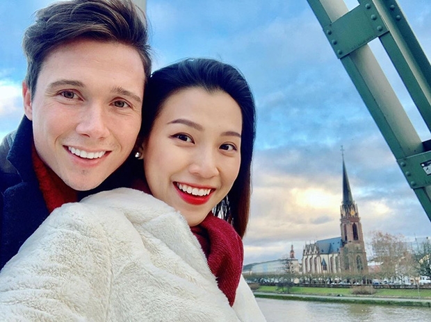 Chồng Tây xác nhận ly hôn Á hậu   MC Hoàng Oanh