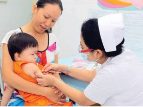 Yêu cầu xử lý nghiêm vụ "ăn bớt vacxin"