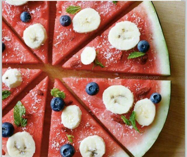 Đổi vị với pizza hoa quả