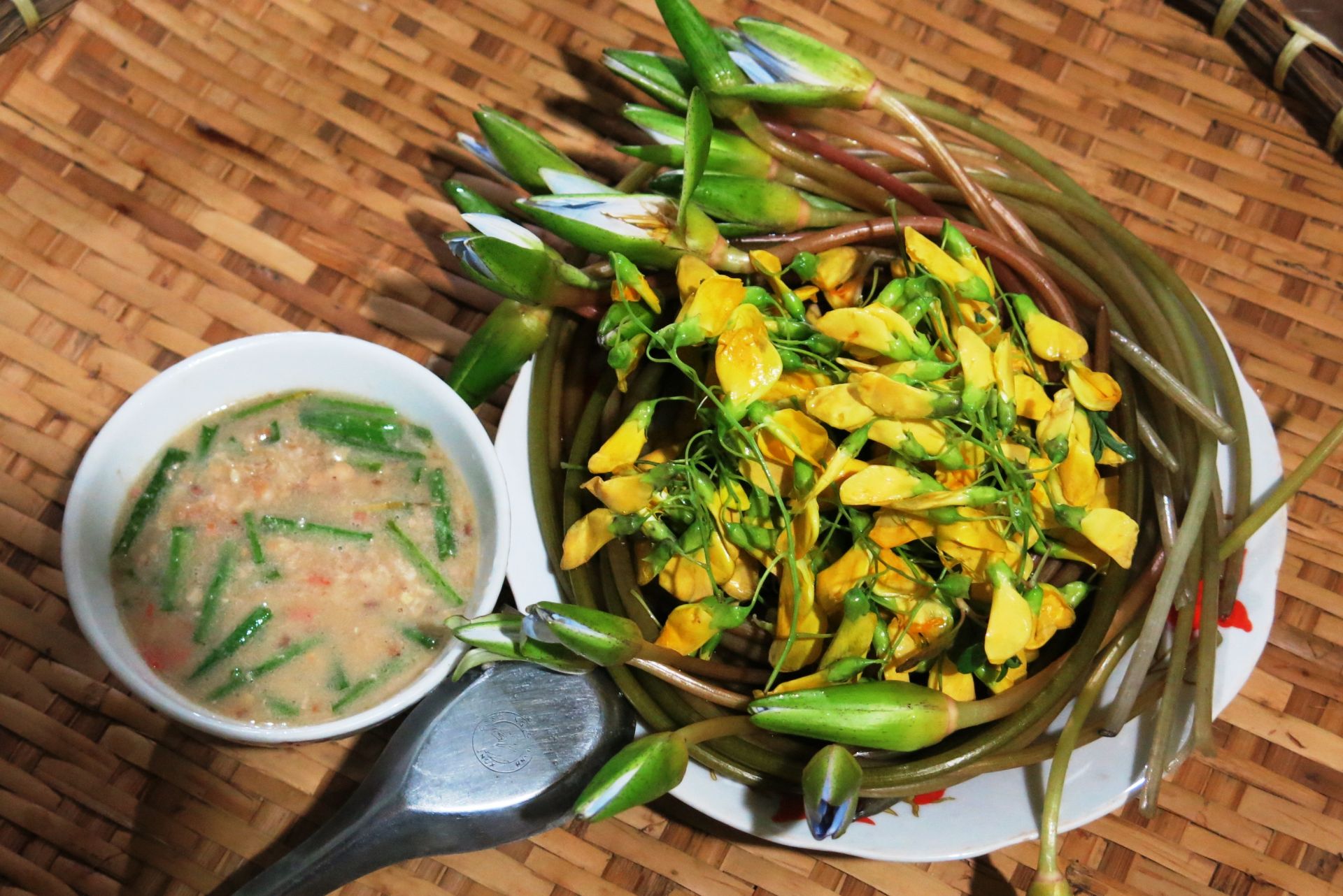 Về Tây Ninh ăn chay