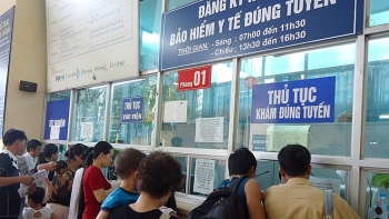 Tặng thẻ BHYT cho người nghèo ở 8 tỉnh
