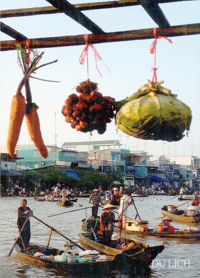 “Bẹo hàng” chợ nổi - Nét văn hóa thú vị của miền Tây Nam Bộ