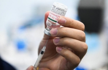 Đại dịch COVID-19 chưa kết thúc, vaccine vẫn là "vũ khí chiến lược"