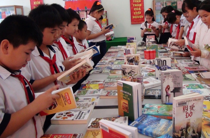 Quốc hội yêu cầu kiểm soát chặt việc biên soạn, xuất bản sách giáo khoa