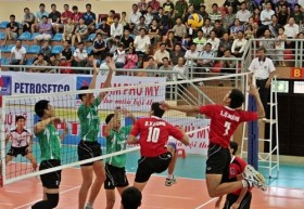 Các đội bóng Dầu khí toàn thắng ngày ra quân
