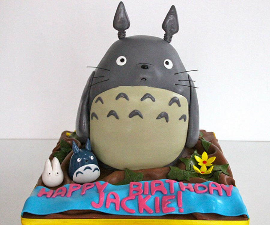tao-hinh-totoro-de-thuong-tren-banh-ngot-21