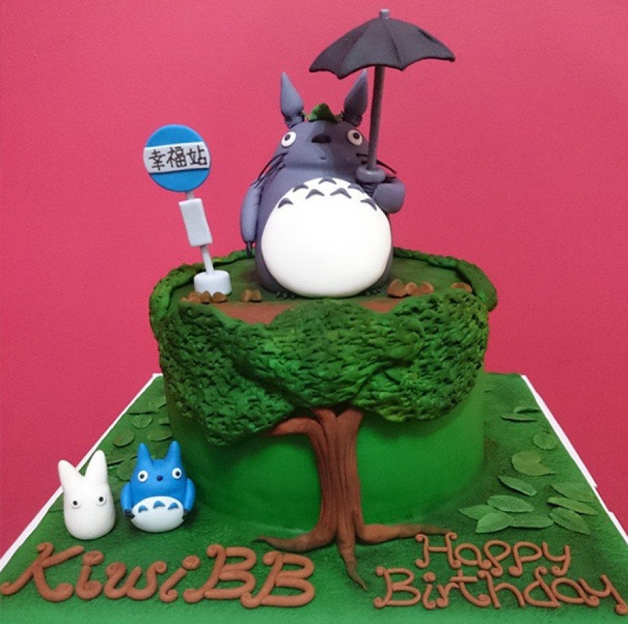 tao-hinh-totoro-de-thuong-tren-banh-ngot-22