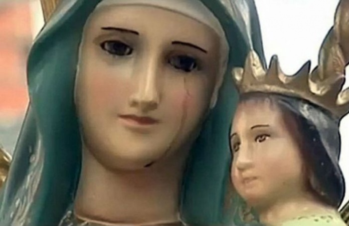 bi an buc tuong duc me dong trinh khoc ra mau