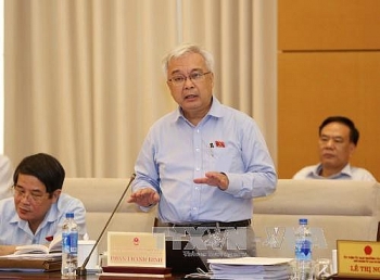 Thi tốt nghiệp THPT: Tốn kém chỉ để lọc bỏ 2% học sinh trượt?
