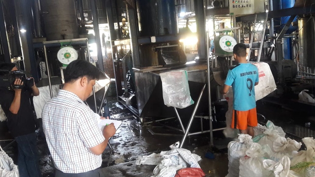 phat hien co so san xuat hang chuc tan da vien ban